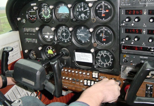 01110101-Flieg-Cockpit